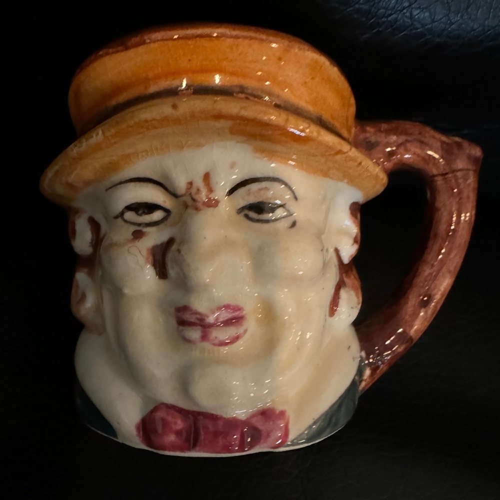 smalll vintage rare collectable Toby kitchy coffee mug miniature mans face art